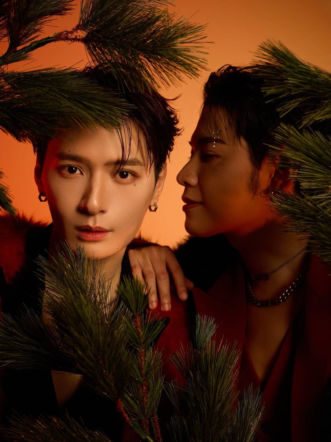 คริส - พีรวัส แสงโพธิรัตน์