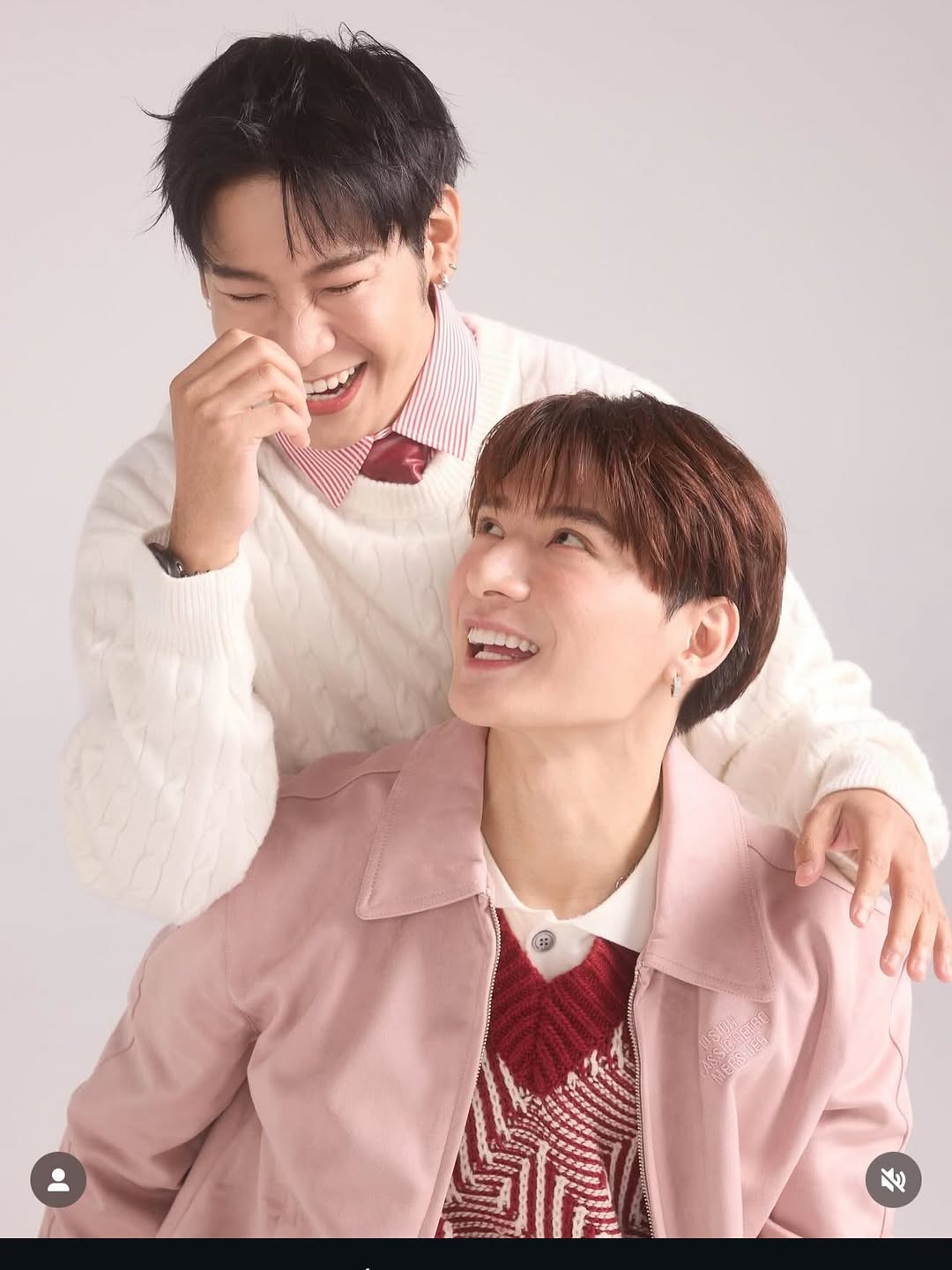 คริส - พีรวัส แสงโพธิรัตน์