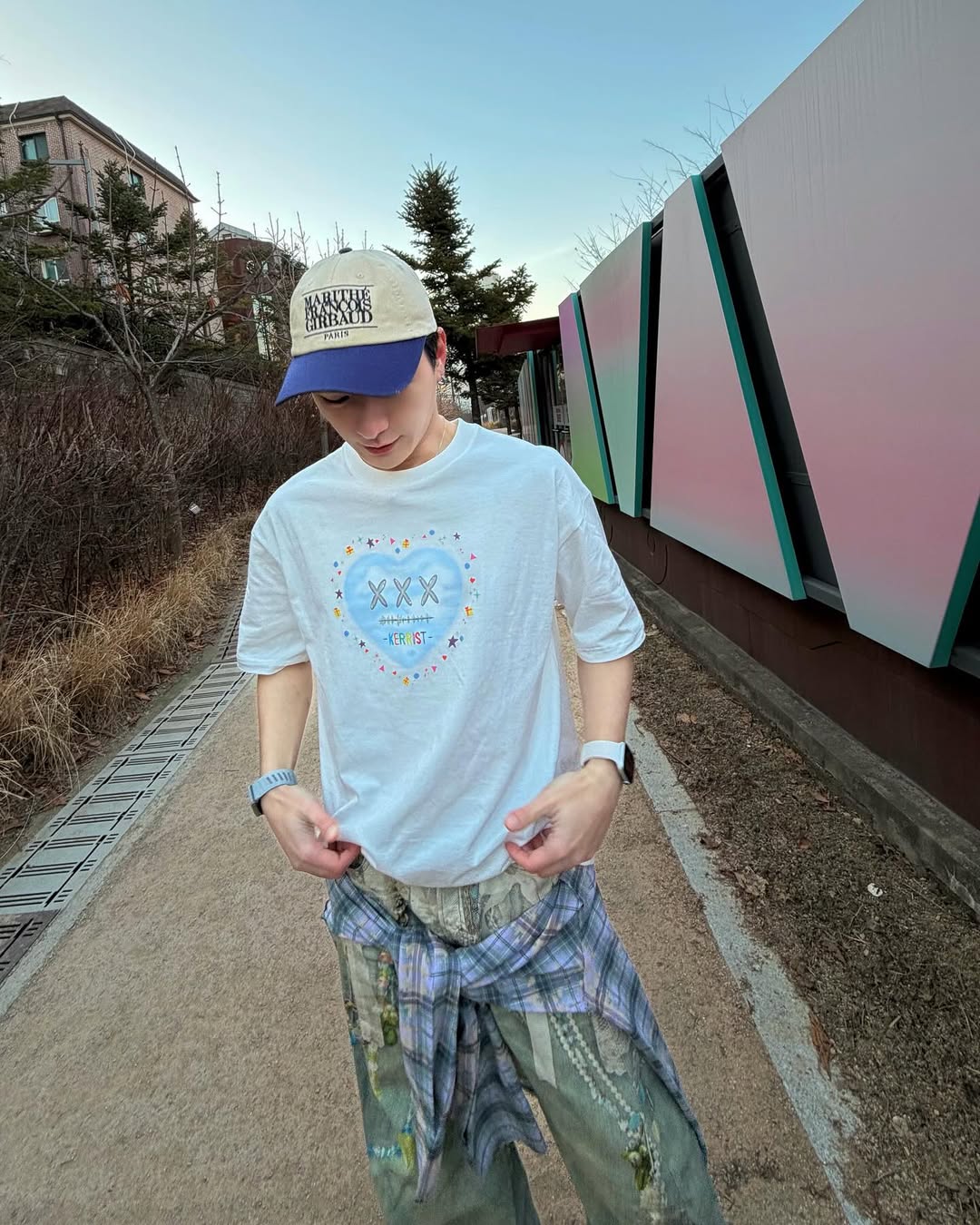 คริส - พีรวัส แสงโพธิรัตน์