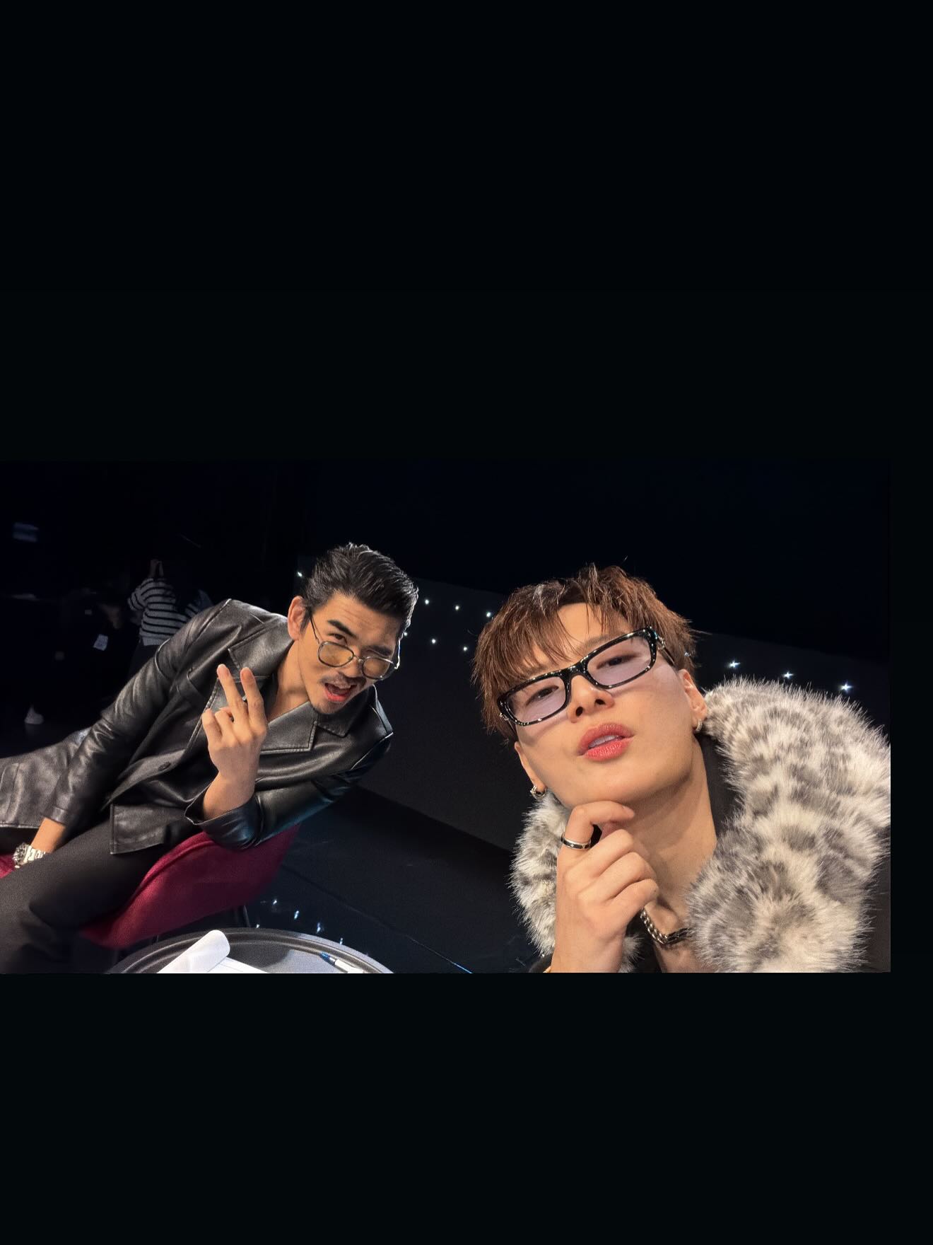 คริส - พีรวัส แสงโพธิรัตน์