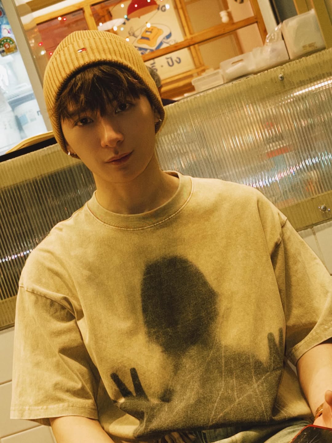 คริส - พีรวัส แสงโพธิรัตน์