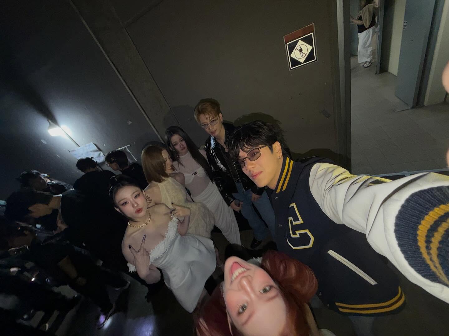 คริส - พีรวัส แสงโพธิรัตน์