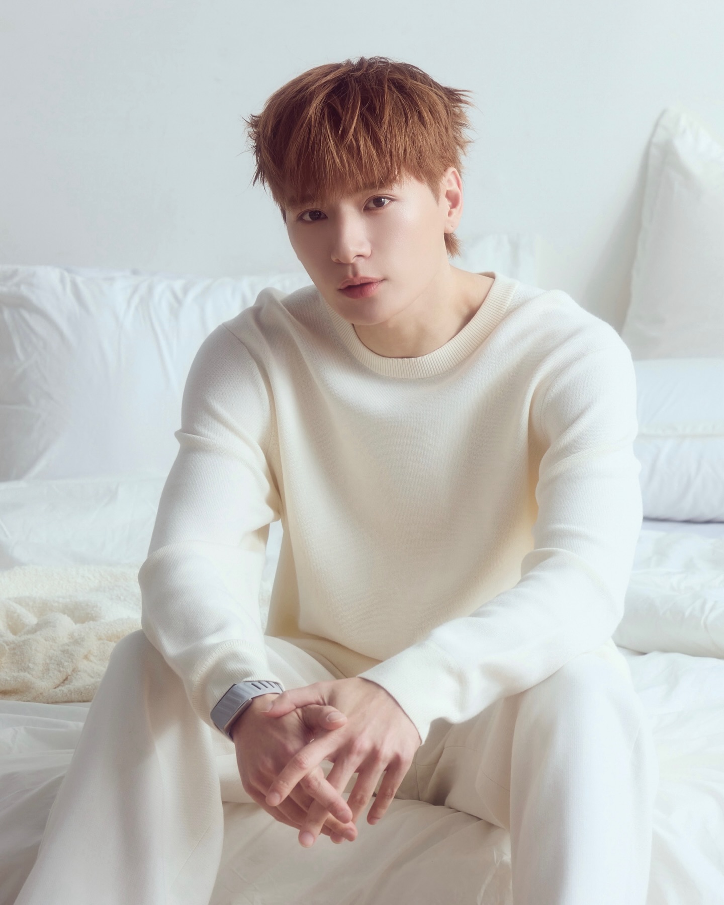 คริส - พีรวัส แสงโพธิรัตน์