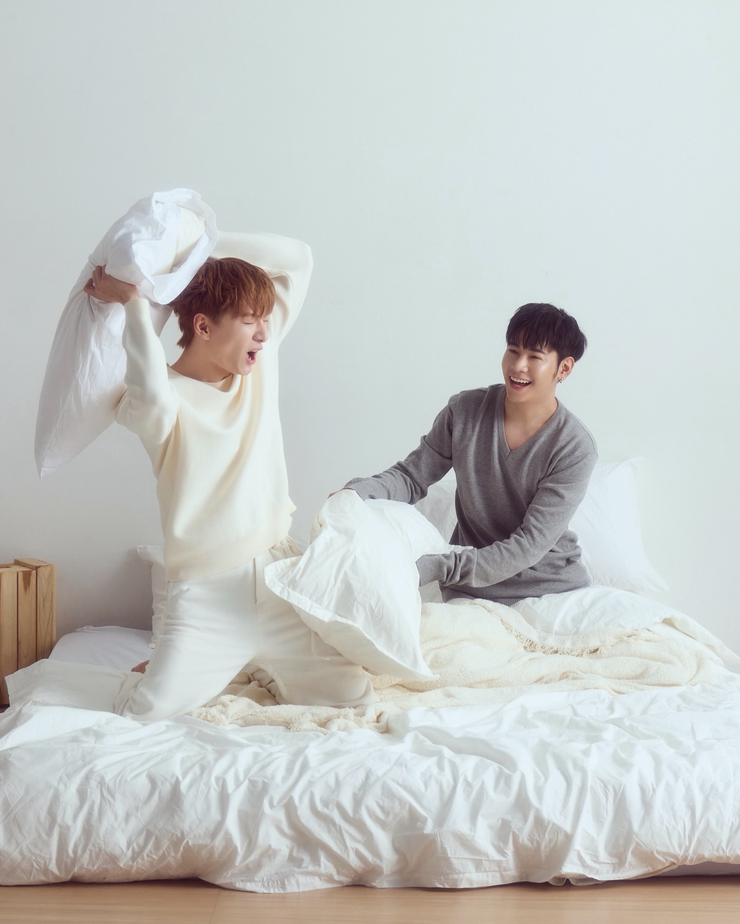 คริส - พีรวัส แสงโพธิรัตน์