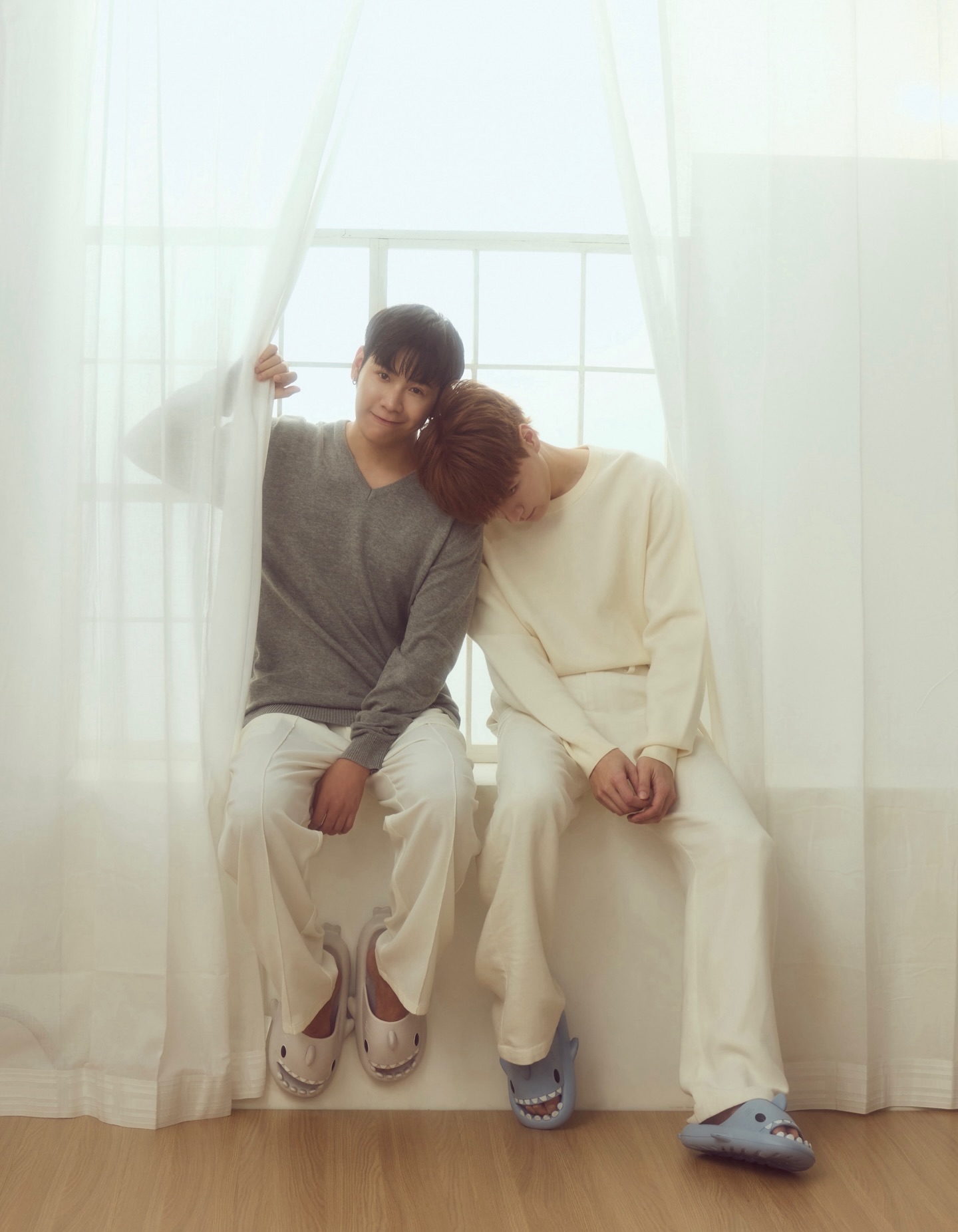 คริส - พีรวัส แสงโพธิรัตน์