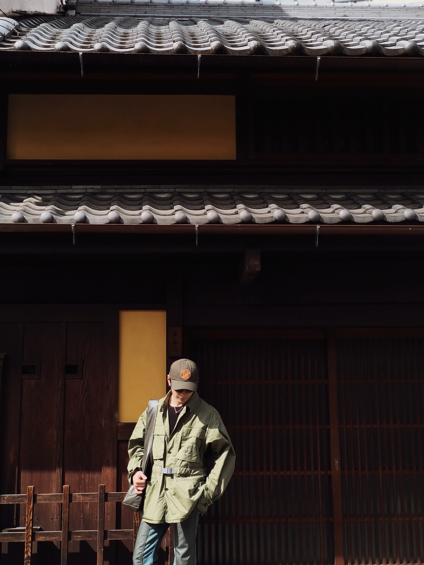 คริส - พีรวัส แสงโพธิรัตน์