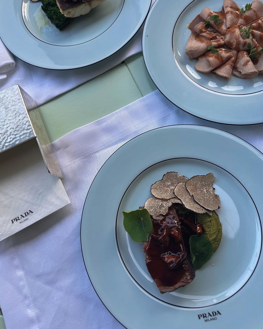 ท็อปแท็ป - จิรกิตติ์ คูอาริยะกุล