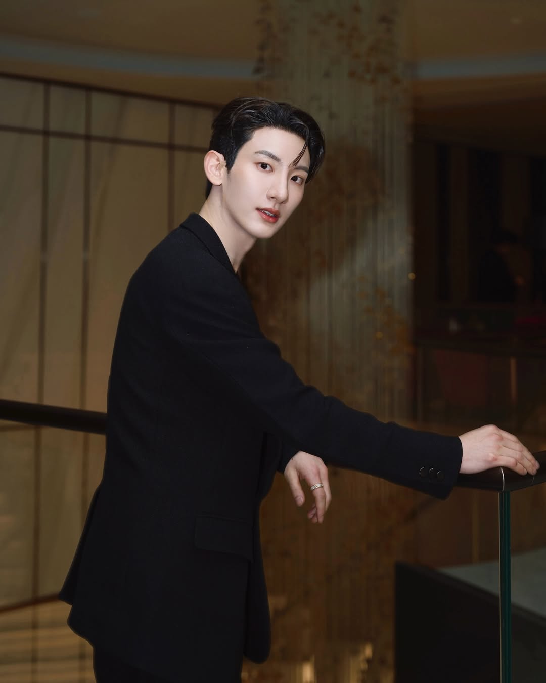 ท็อปแท็ป - จิรกิตติ์ คูอาริยะกุล