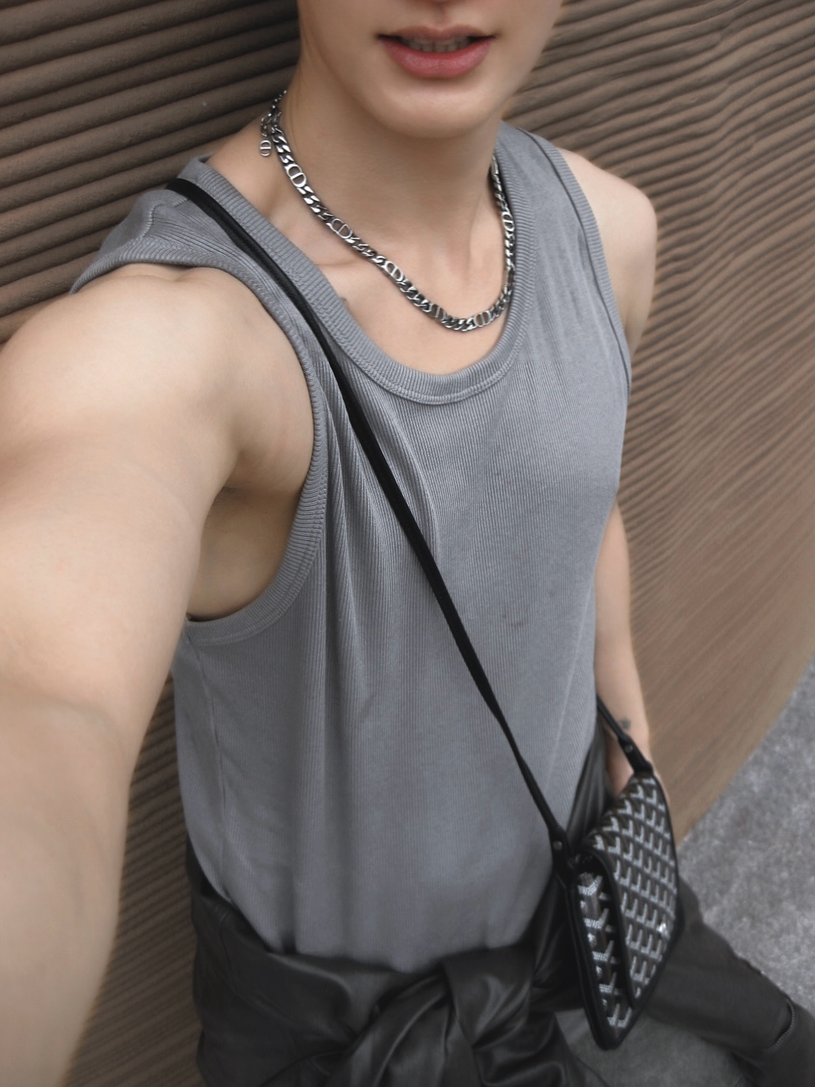 ท็อปแท็ป - จิรกิตติ์ คูอาริยะกุล