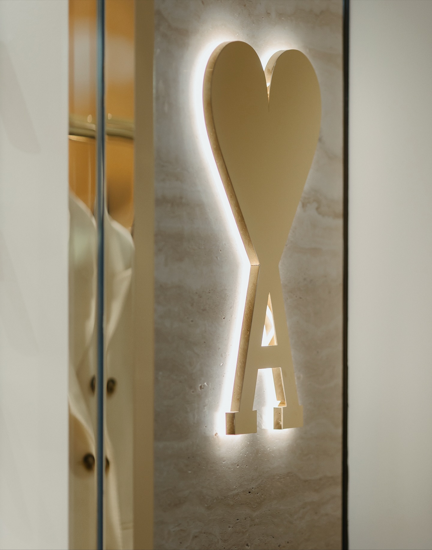 ท็อปแท็ป - จิรกิตติ์ คูอาริยะกุล