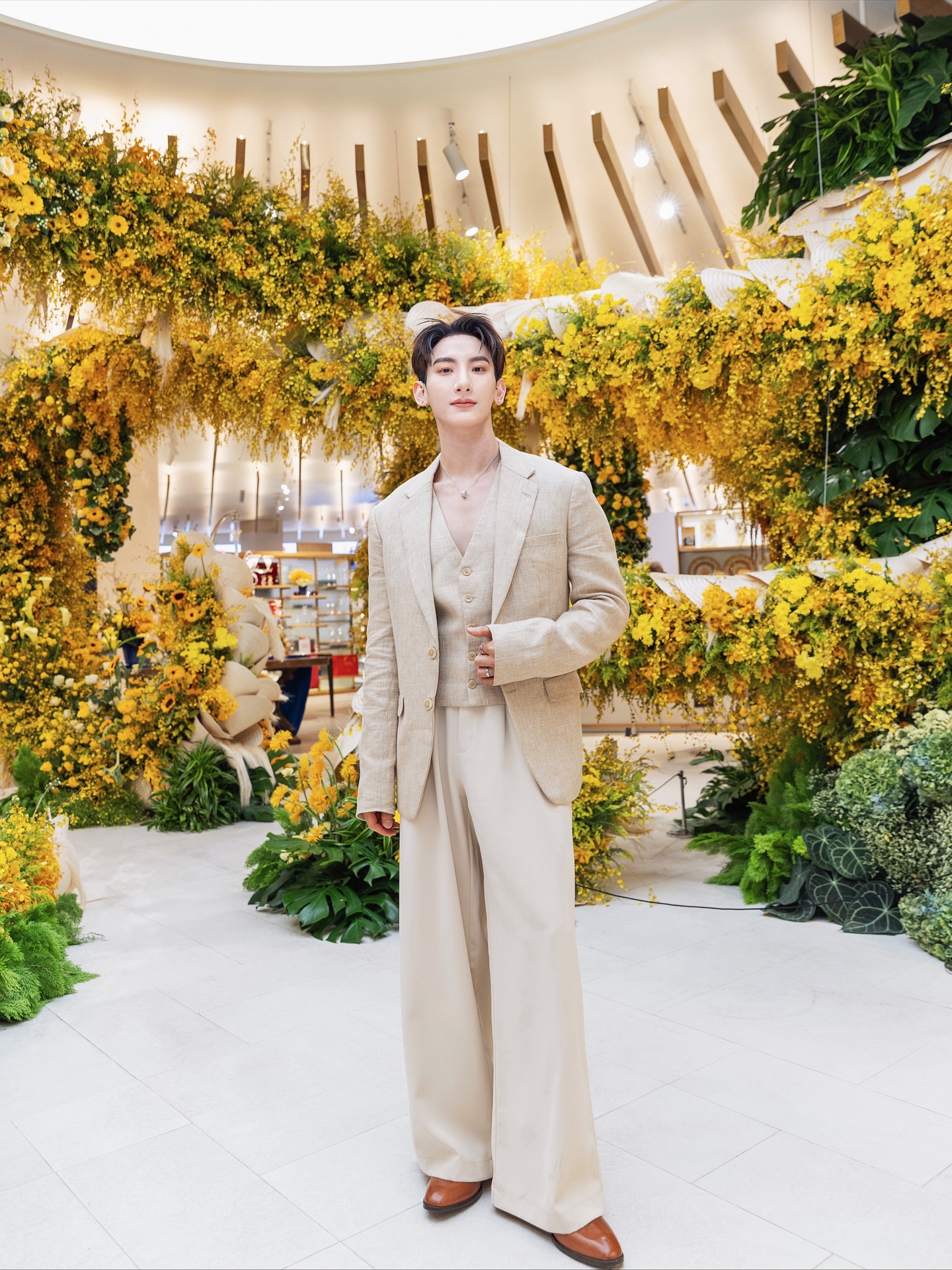 ท็อปแท็ป - จิรกิตติ์ คูอาริยะกุล