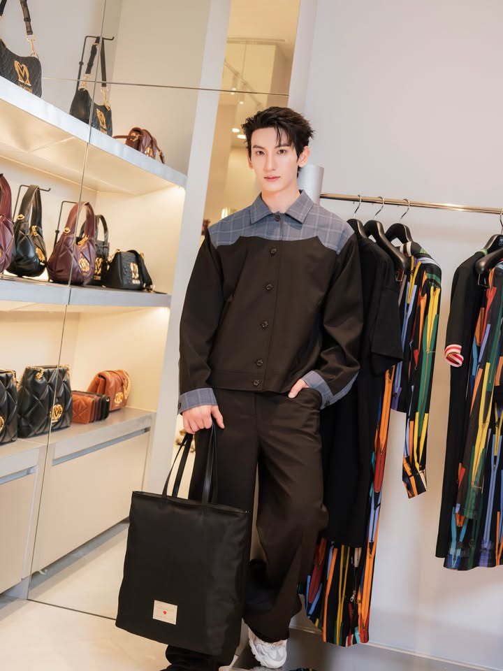 ท็อปแท็ป - จิรกิตติ์ คูอาริยะกุล