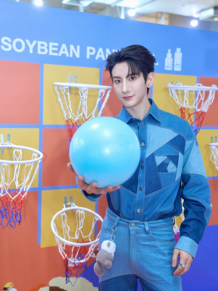 ท็อปแท็ป - จิรกิตติ์ คูอาริยะกุล