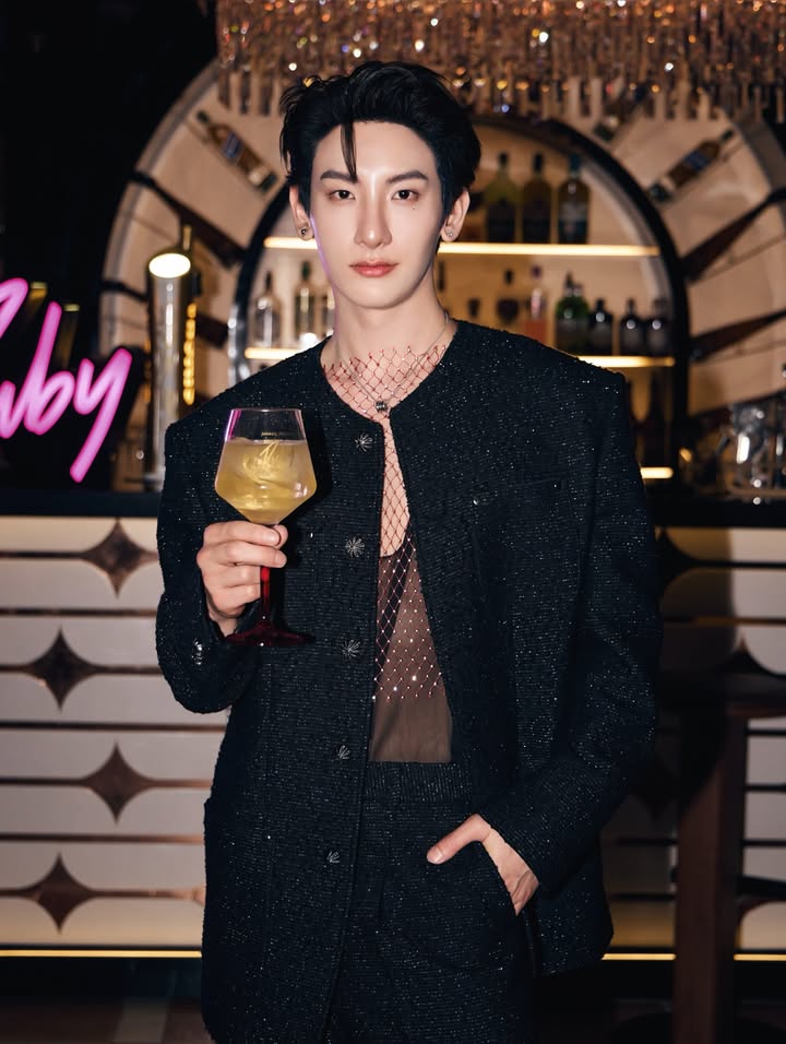 ท็อปแท็ป - จิรกิตติ์ คูอาริยะกุล