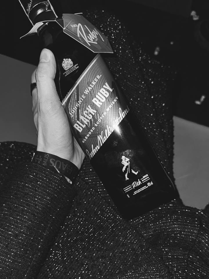 ท็อปแท็ป - จิรกิตติ์ คูอาริยะกุล