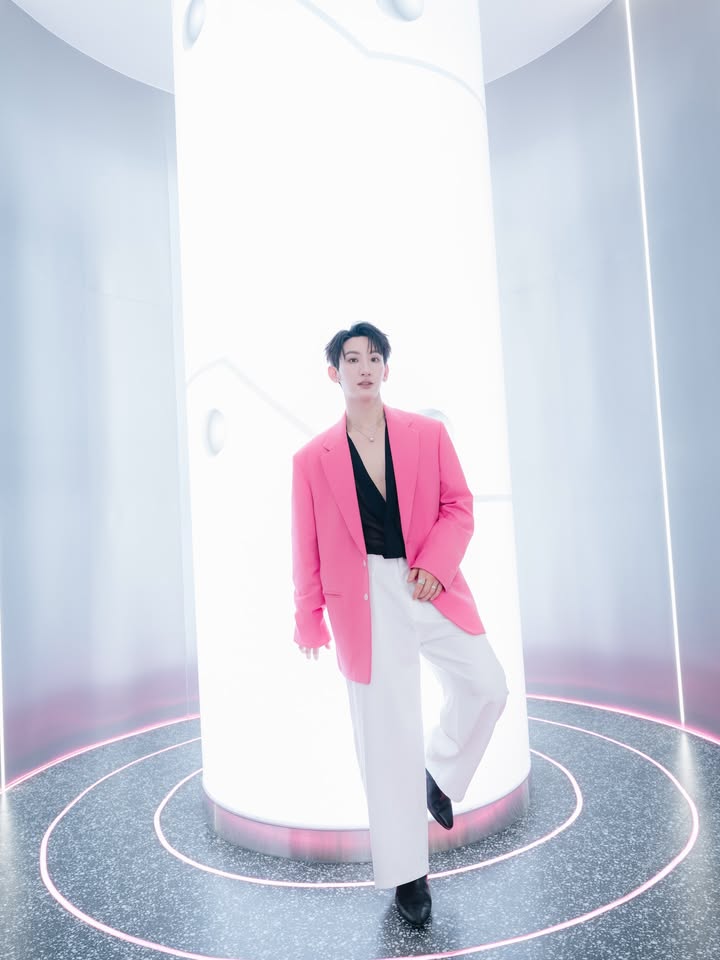 ท็อปแท็ป - จิรกิตติ์ คูอาริยะกุล