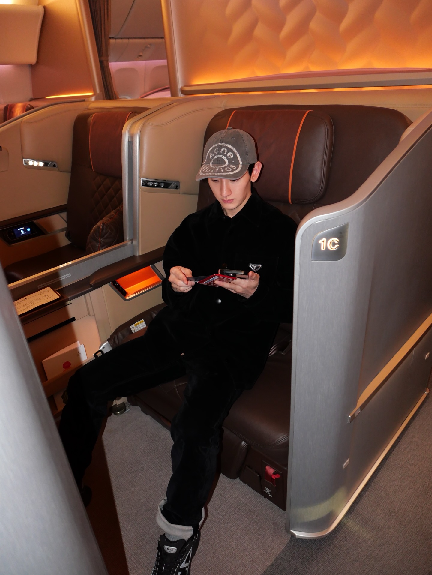 ท็อปแท็ป - จิรกิตติ์ คูอาริยะกุล