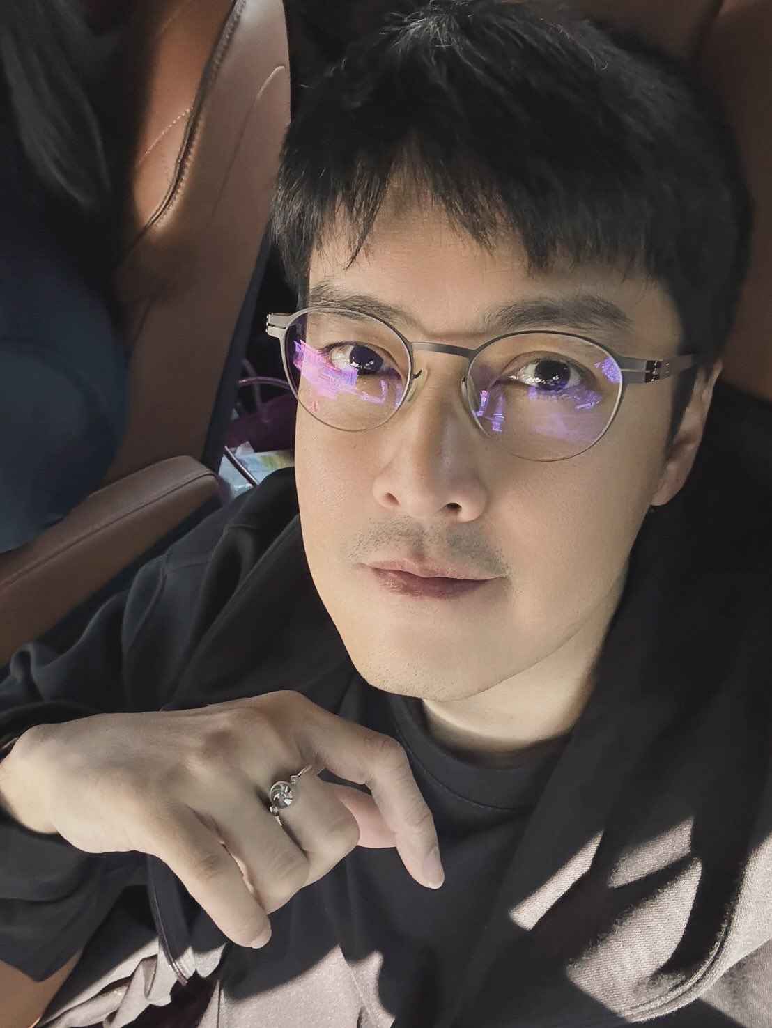 เขตต์ ฐานทัพ