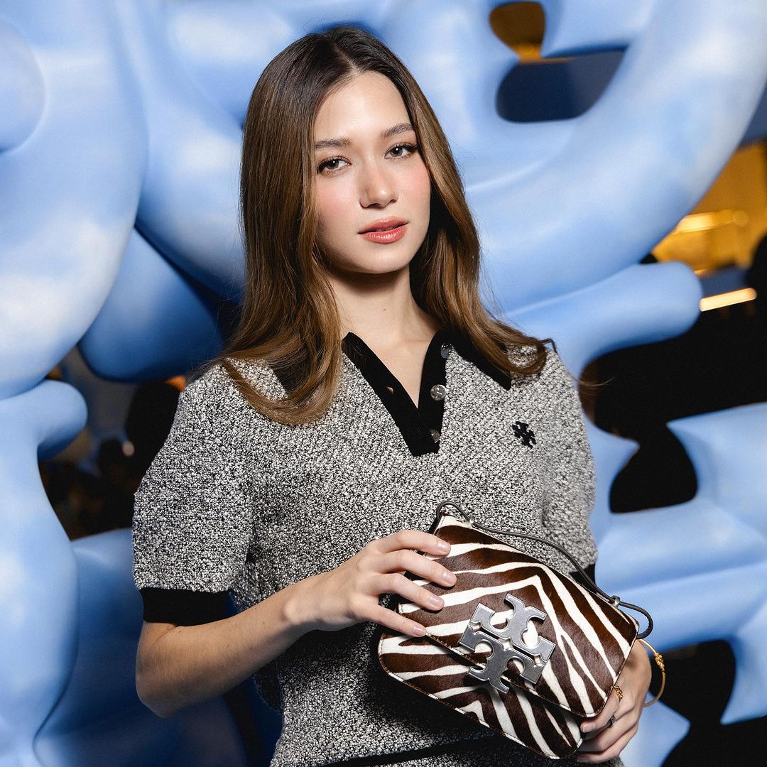 วี - วิโอเลต วอเทียร์