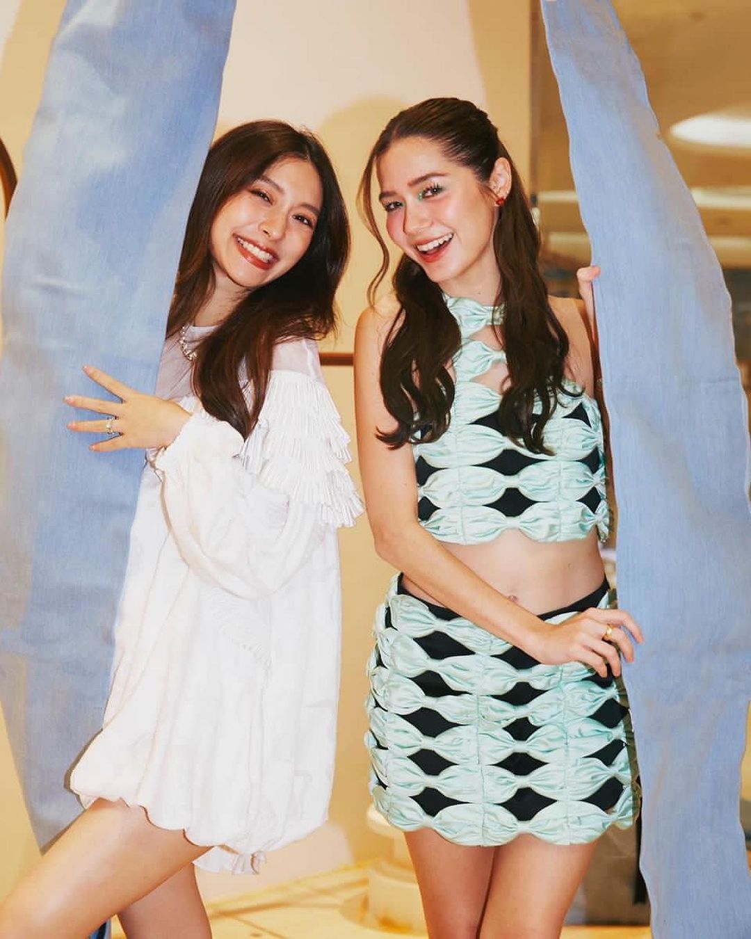 วี - วิโอเลต วอเทียร์