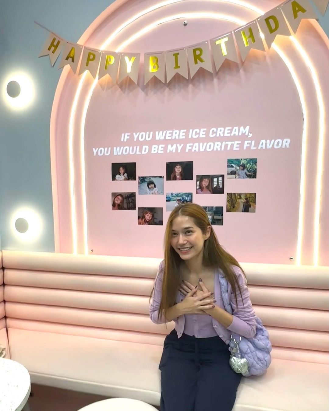 วี - วิโอเลต วอเทียร์