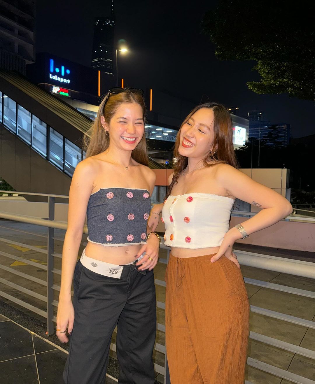 วี - วิโอเลต วอเทียร์