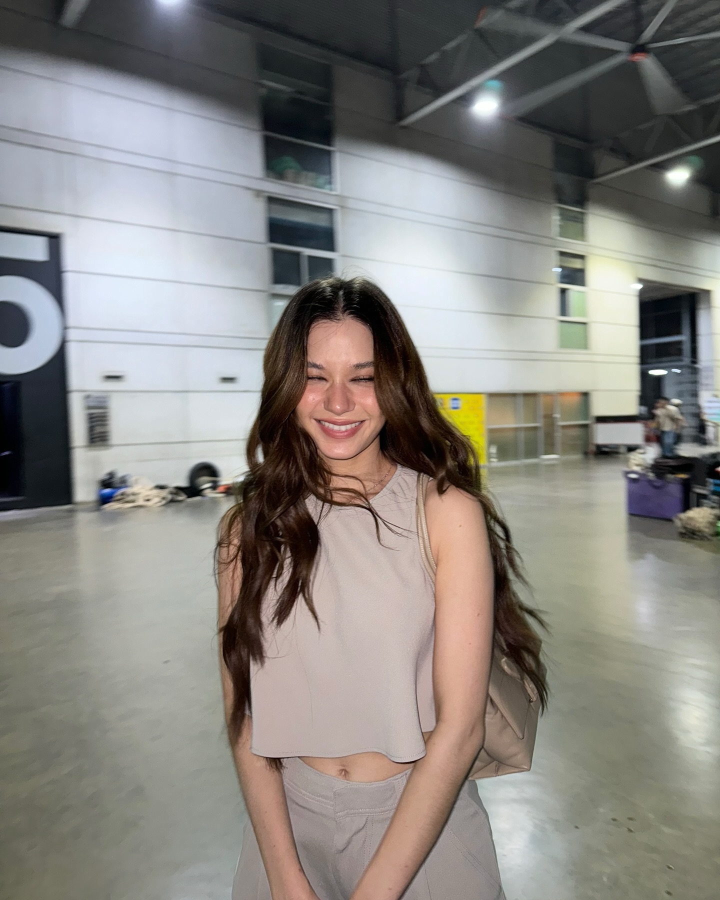 วี - วิโอเลต วอเทียร์