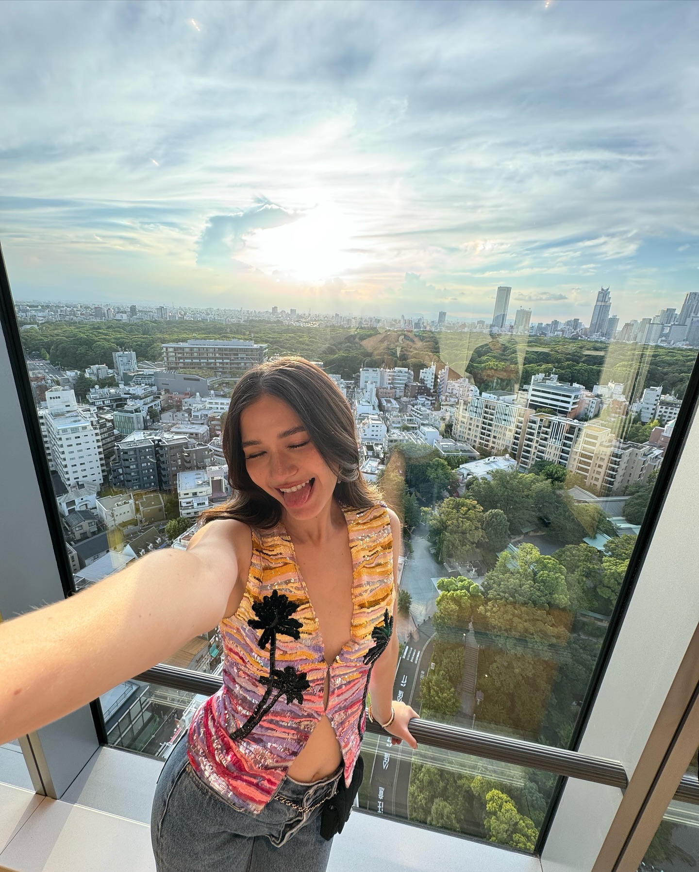วี - วิโอเลต วอเทียร์