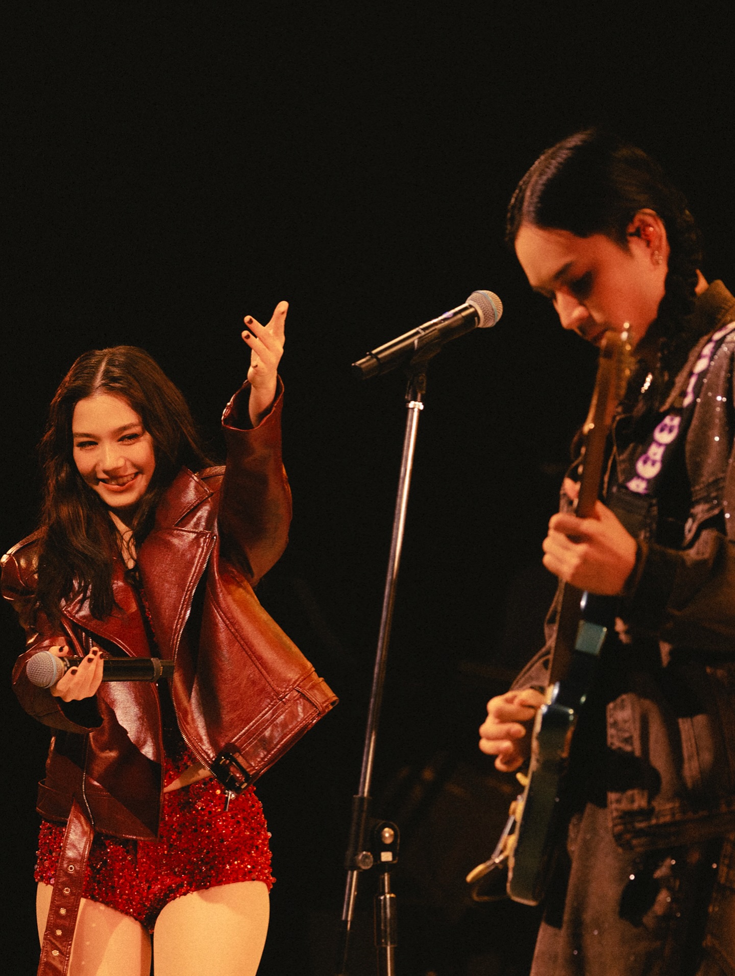 วี - วิโอเลต วอเทียร์