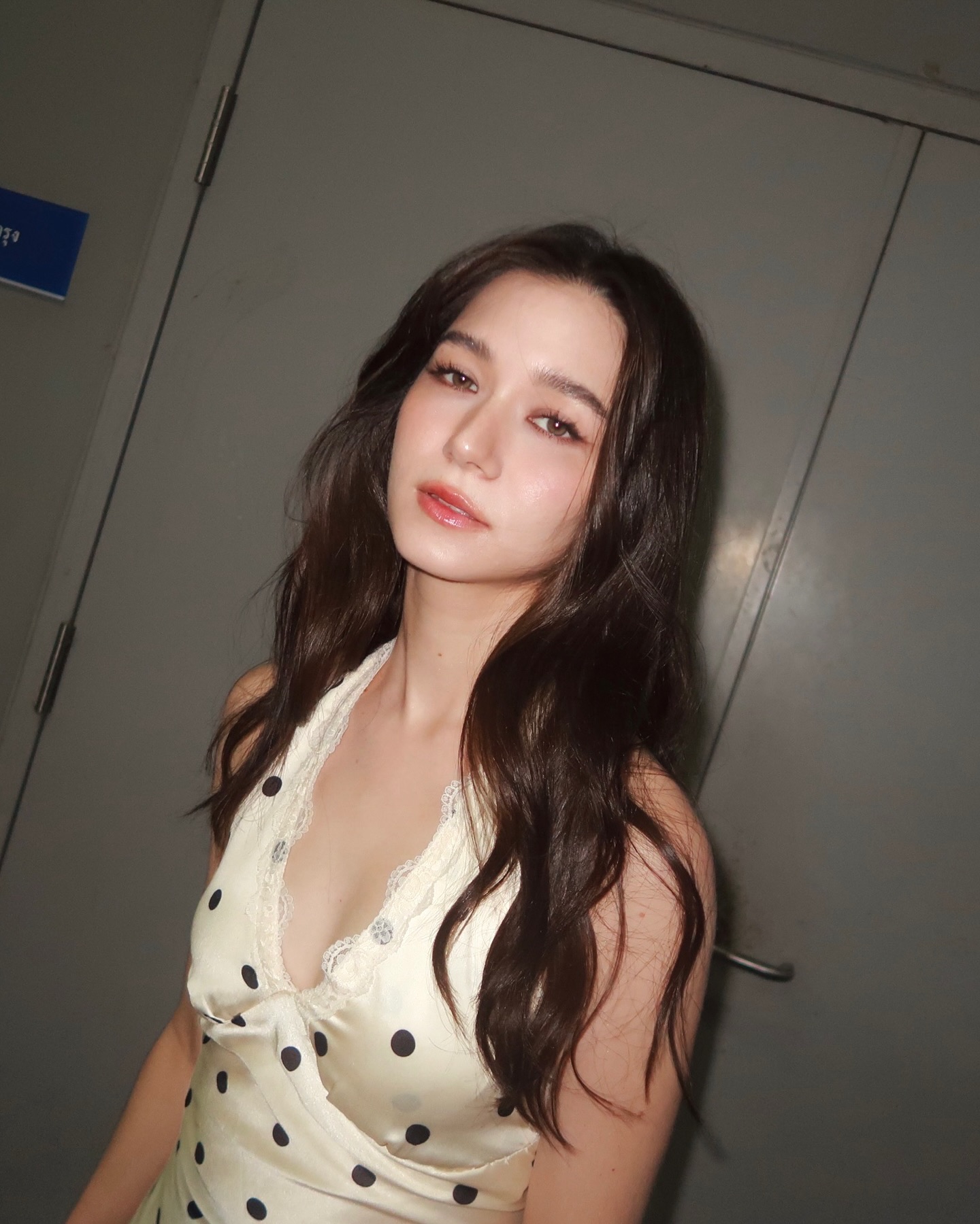 วี - วิโอเลต วอเทียร์