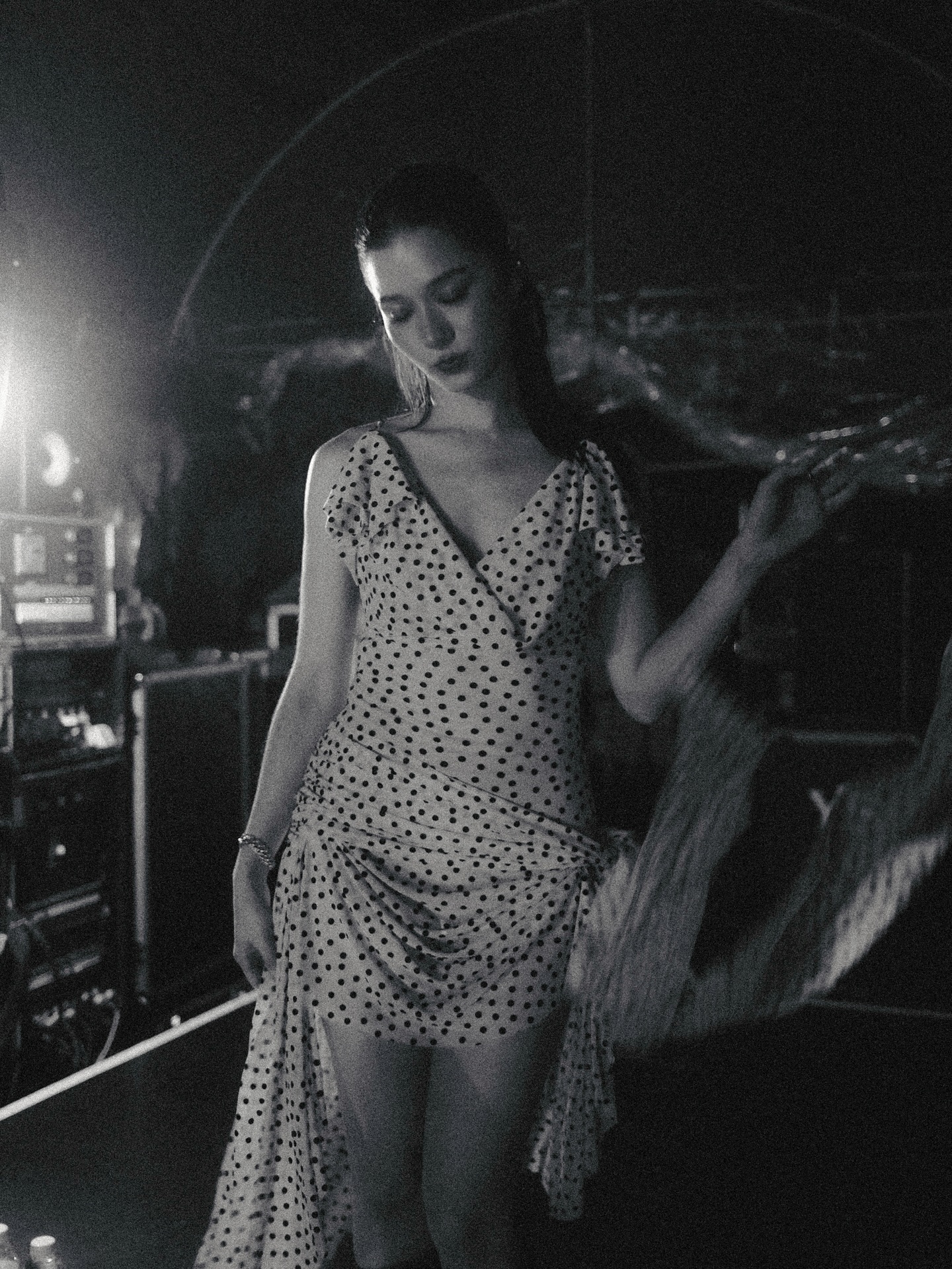 วี - วิโอเลต วอเทียร์