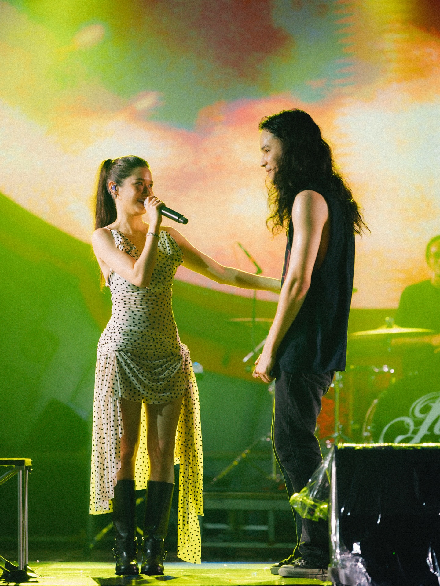 วี - วิโอเลต วอเทียร์