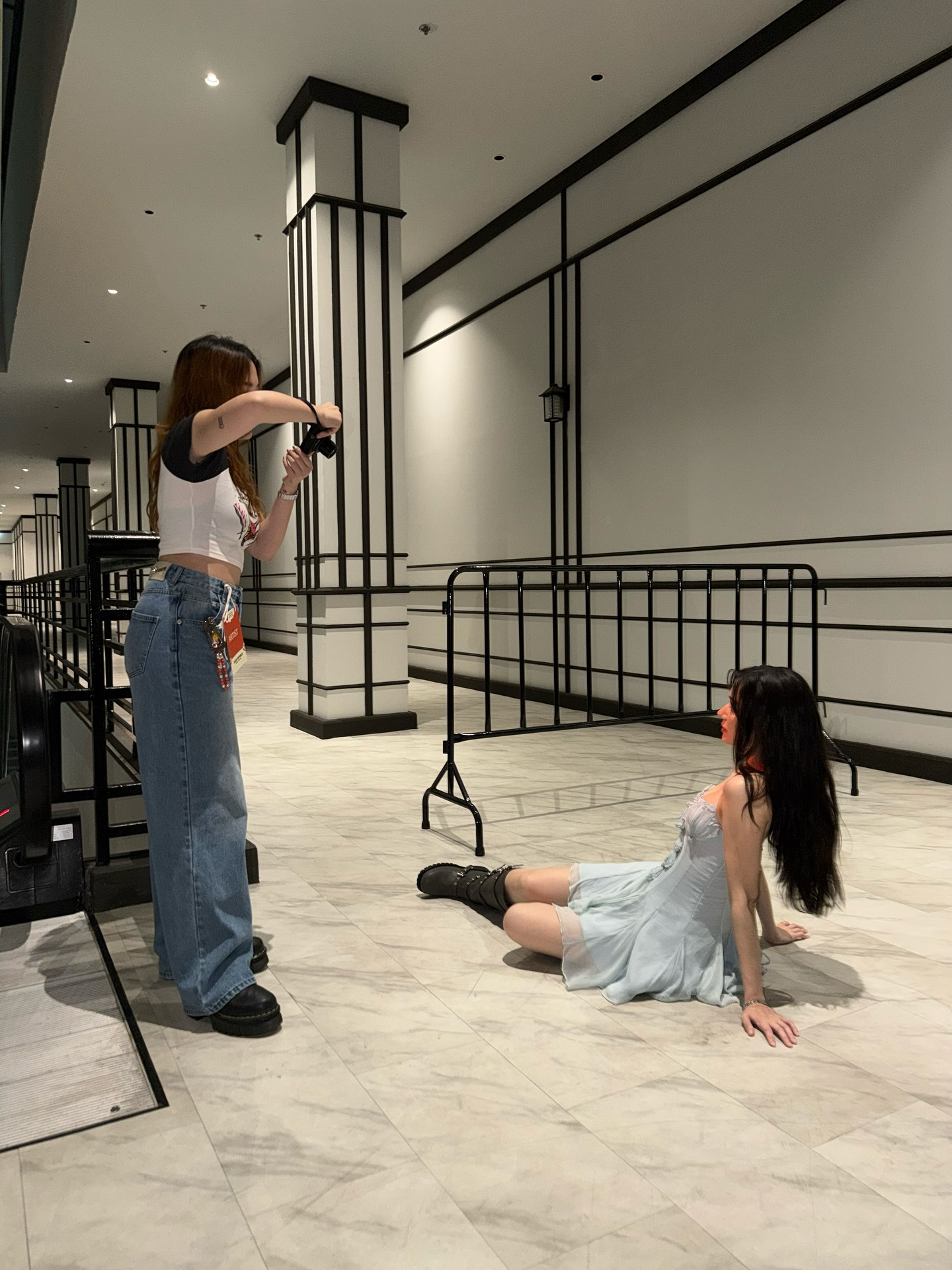 วี - วิโอเลต วอเทียร์