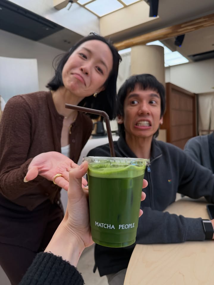 วี - วิโอเลต วอเทียร์