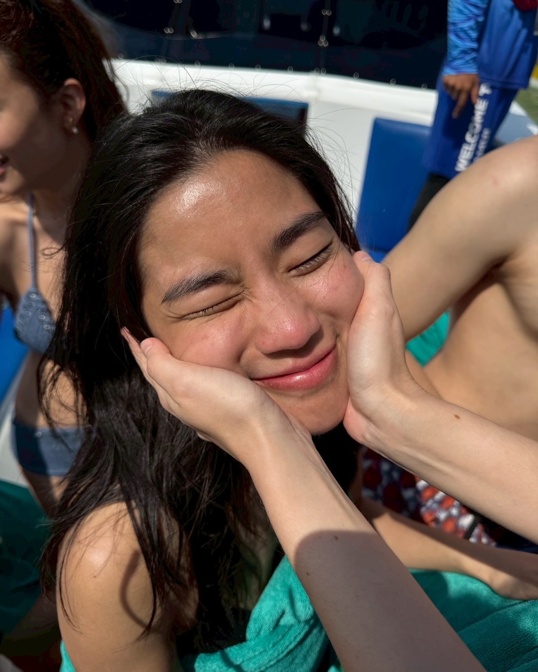 วี - วิโอเลต วอเทียร์