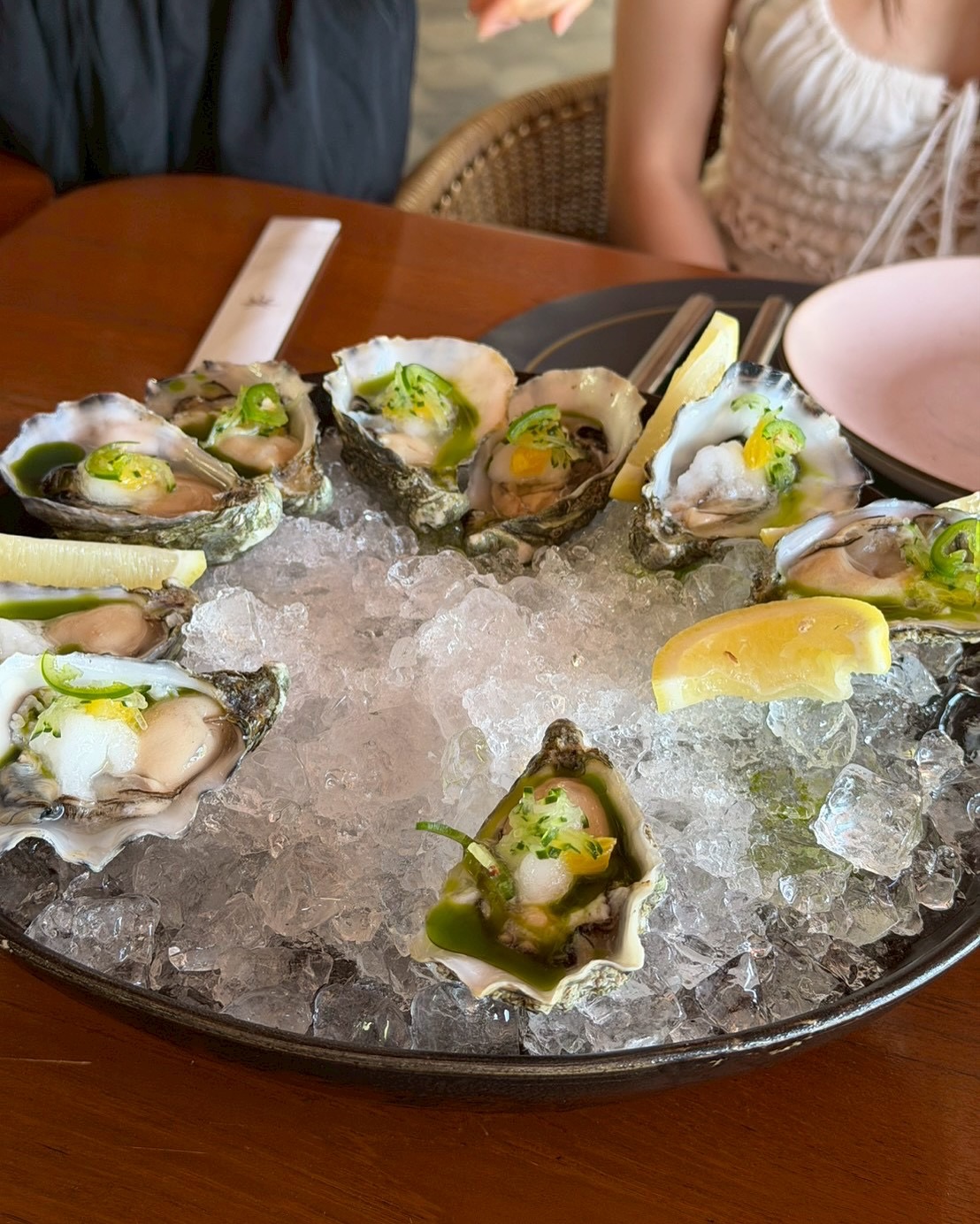 วี - วิโอเลต วอเทียร์