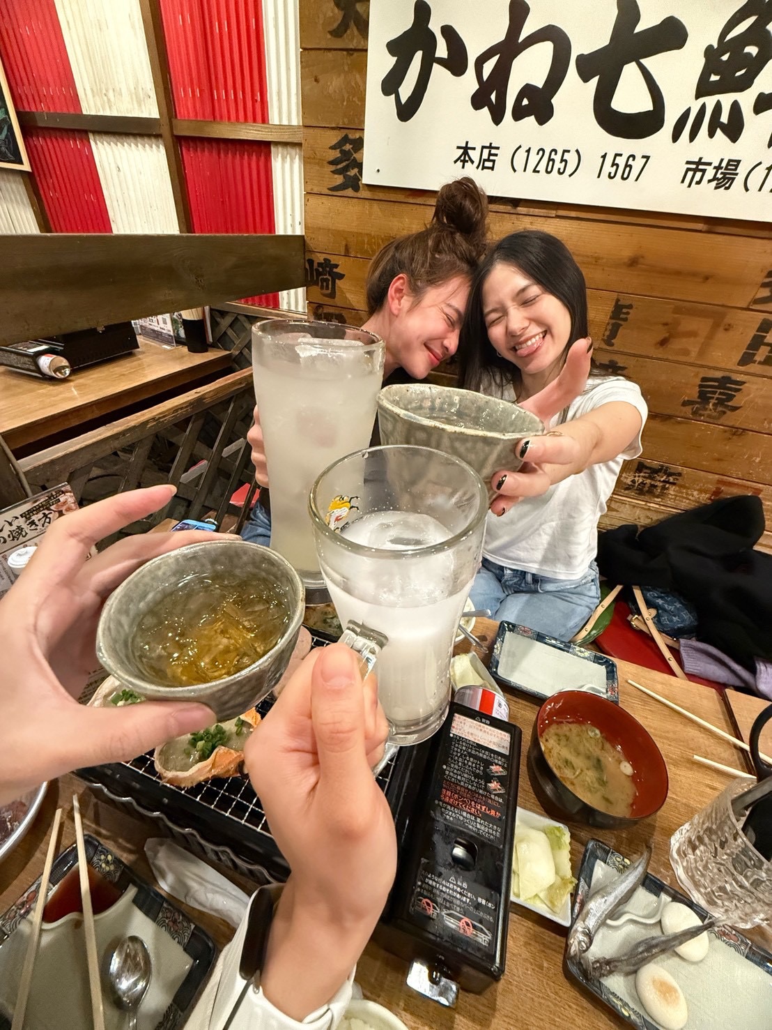 วี - วิโอเลต วอเทียร์