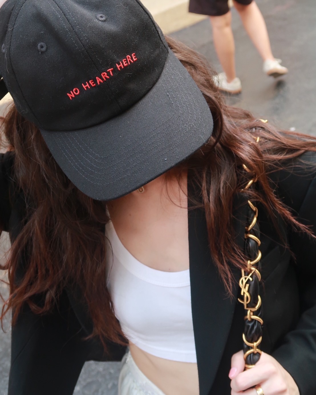 วี - วิโอเลต วอเทียร์