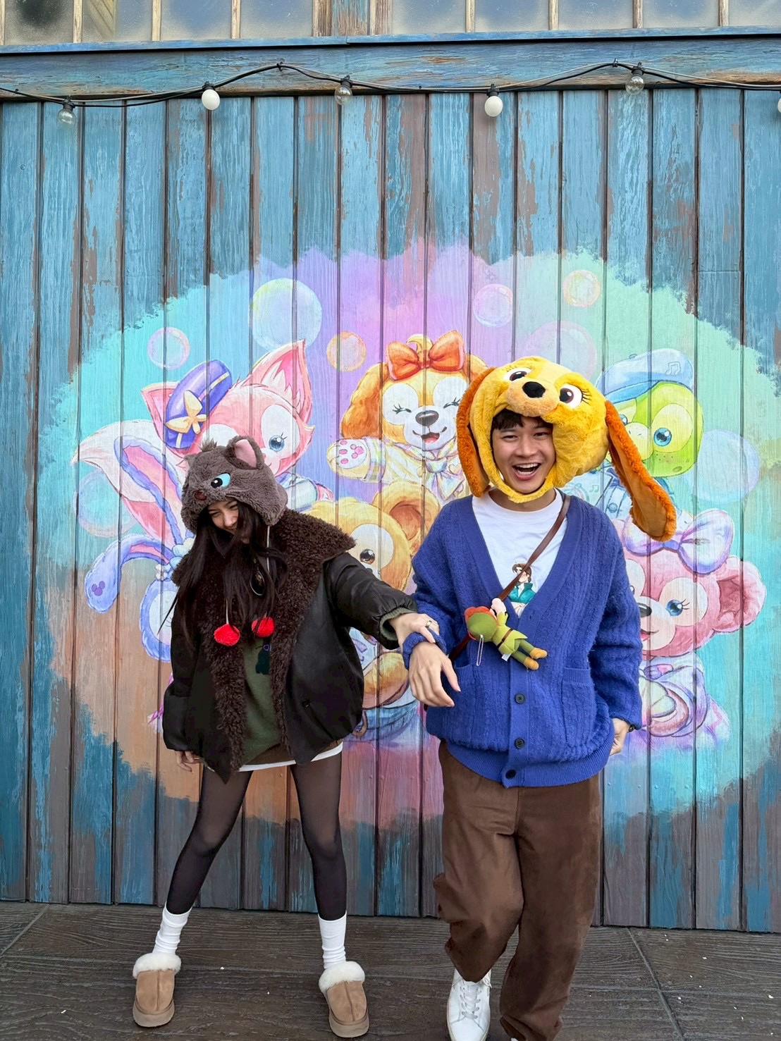 วี - วิโอเลต วอเทียร์