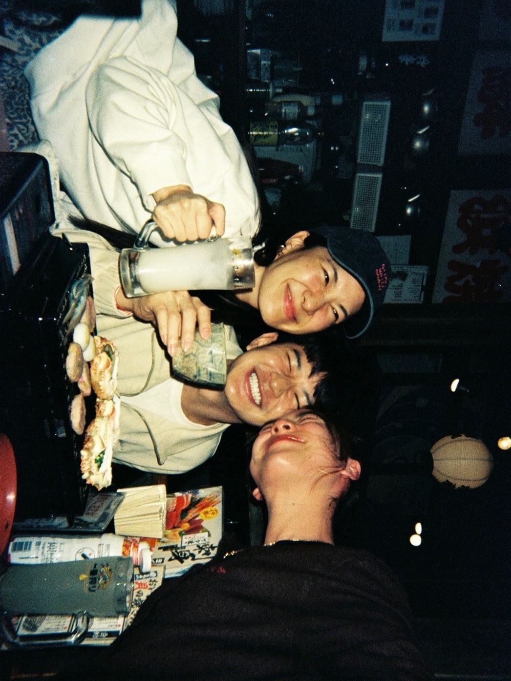 วี - วิโอเลต วอเทียร์