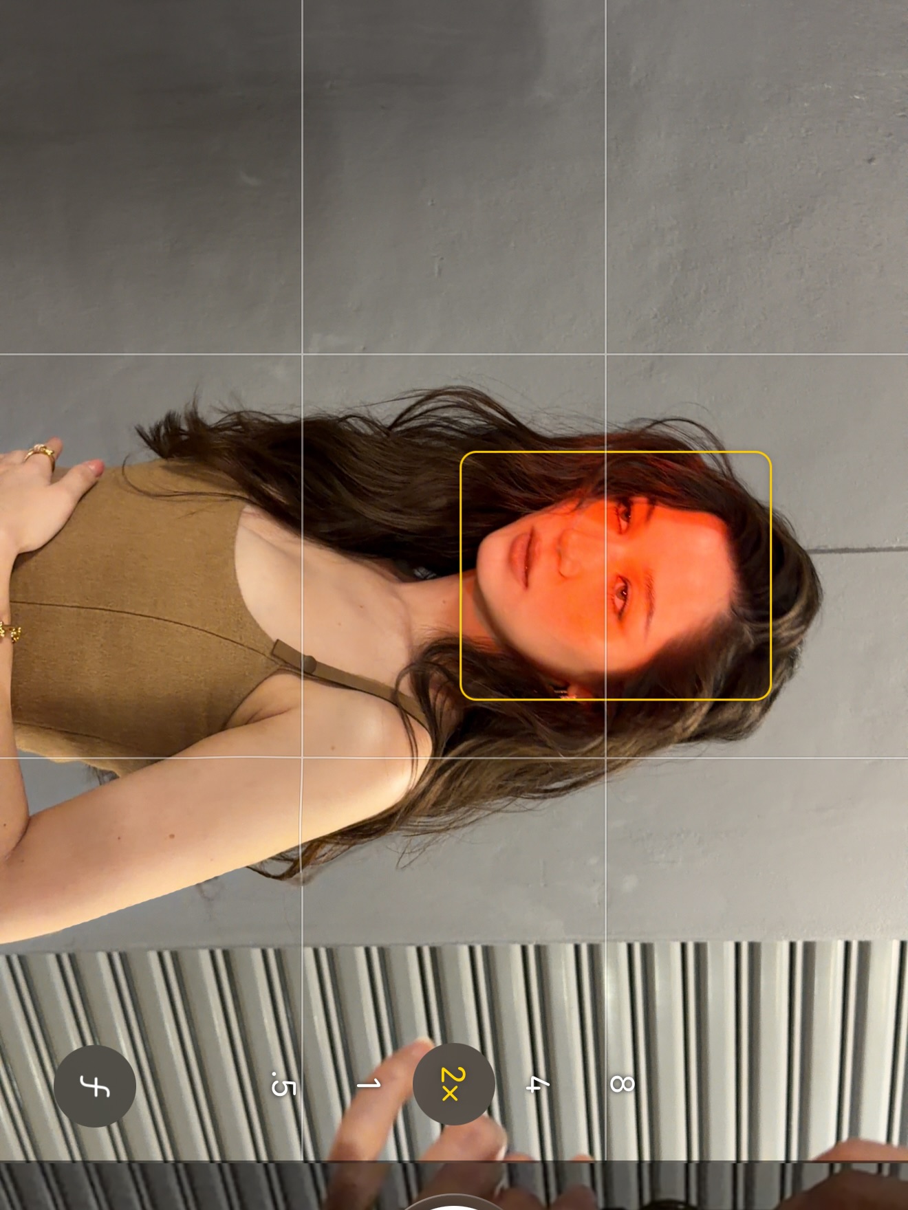 วี - วิโอเลต วอเทียร์