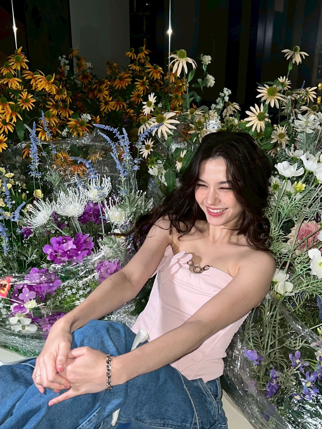 วี - วิโอเลต วอเทียร์