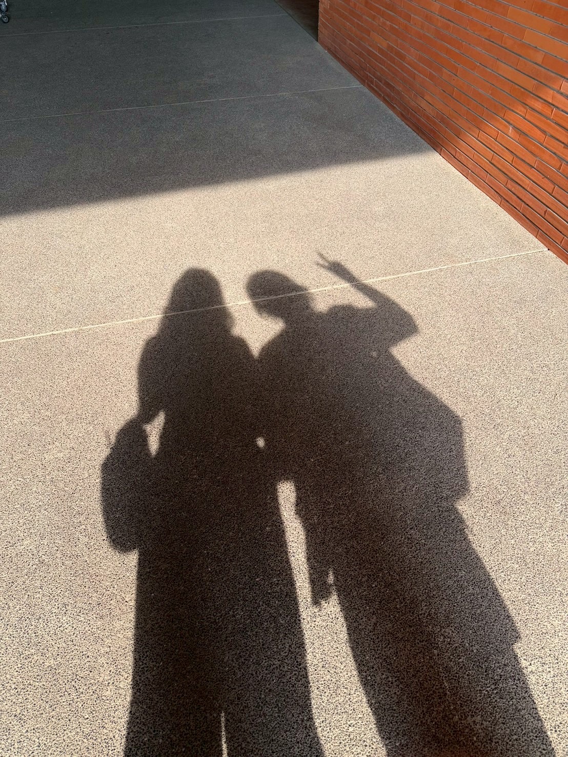 วี - วิโอเลต วอเทียร์