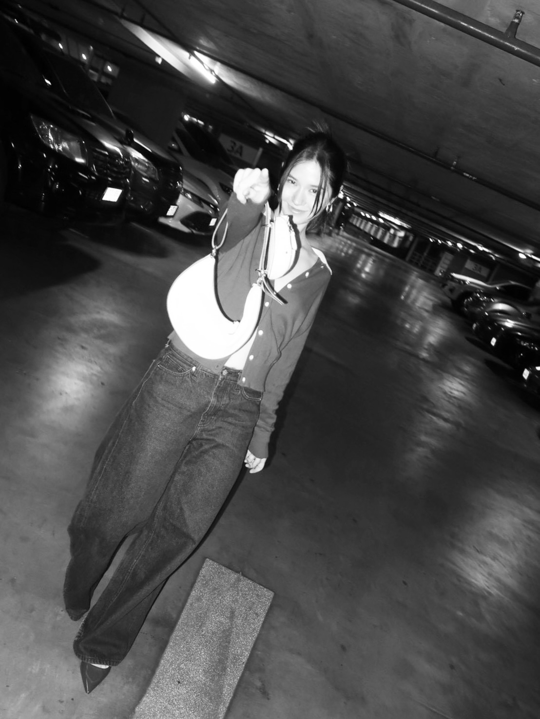 วี - วิโอเลต วอเทียร์