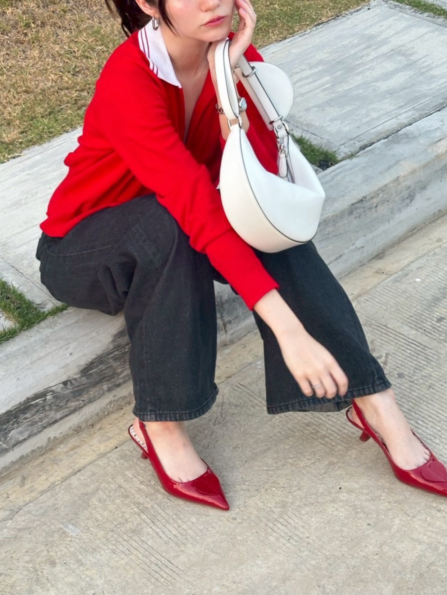 วี - วิโอเลต วอเทียร์