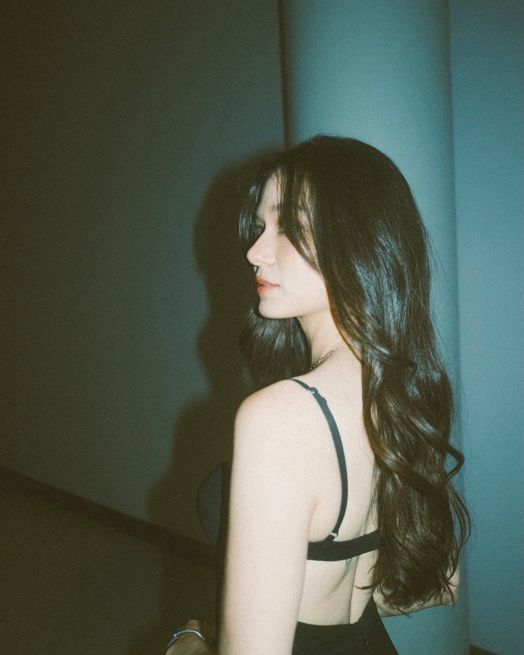 วี - วิโอเลต วอเทียร์