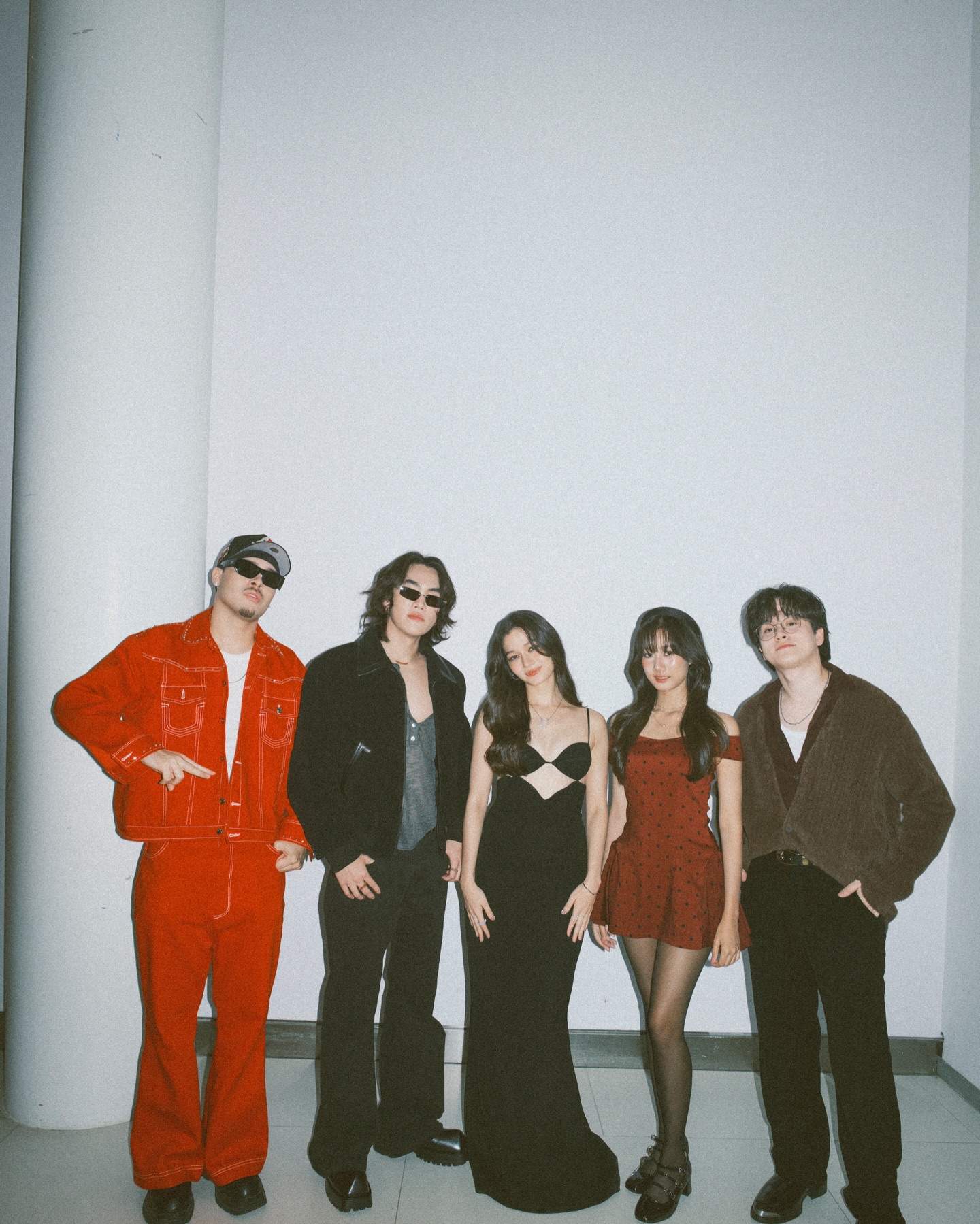 วี - วิโอเลต วอเทียร์