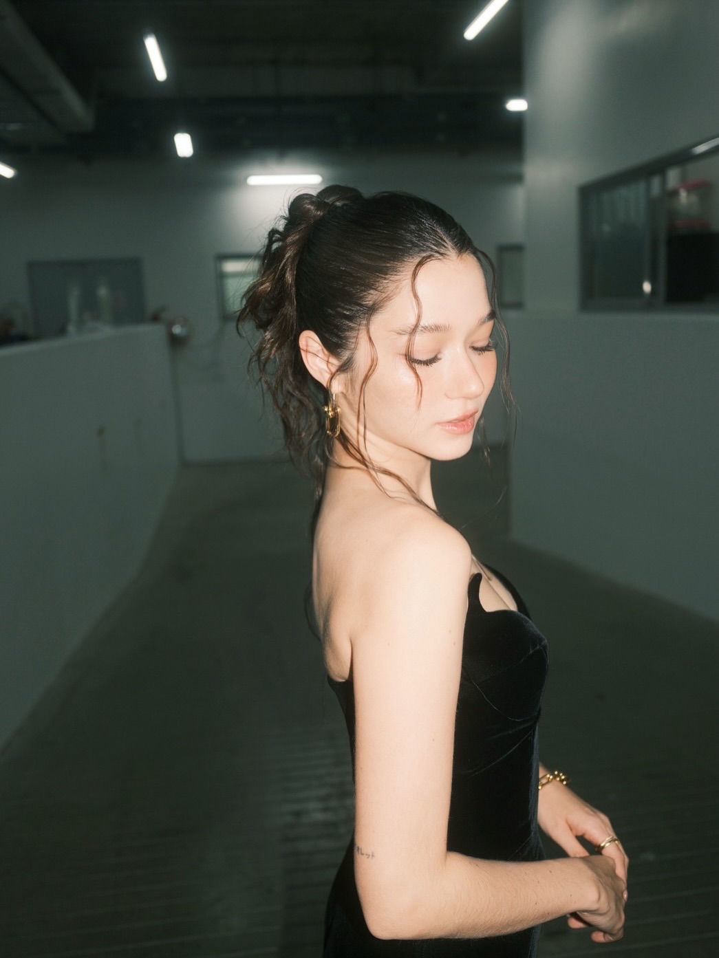 วี - วิโอเลต วอเทียร์