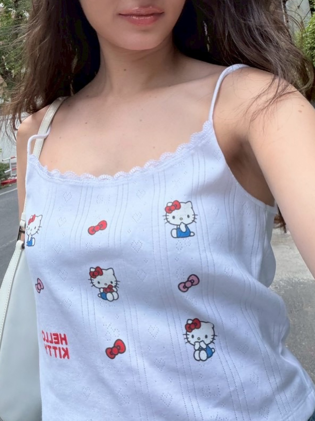 วี - วิโอเลต วอเทียร์