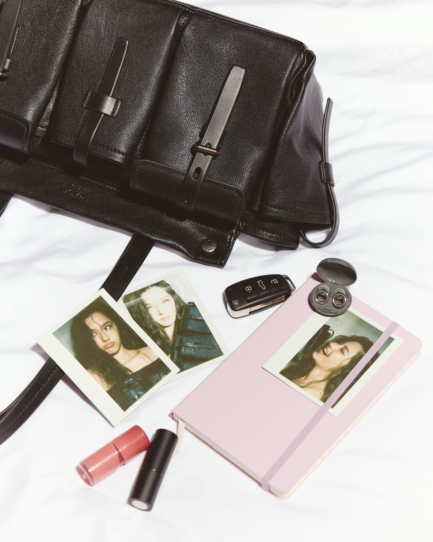 วี - วิโอเลต วอเทียร์